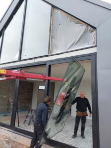 Witteveen schildersbedrijf Nunspeet beglazing glaswerk glaszetten.
